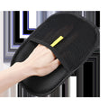 Essential gloves for pet care - for cleaning cat fur