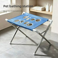 Pet grooming and beauty station